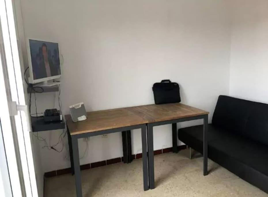 Empuriabrava, T2 Avec Piscine, Terrasse, Barbecue Daire Dış mekan fotoğraf