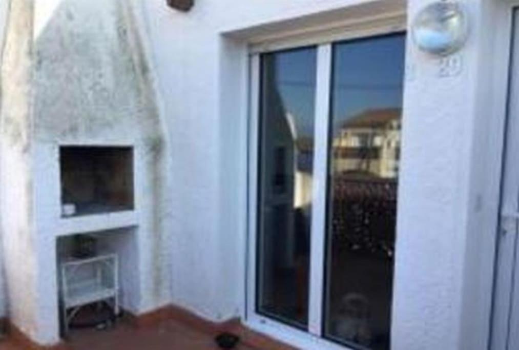 Empuriabrava, T2 Avec Piscine, Terrasse, Barbecue Daire Dış mekan fotoğraf