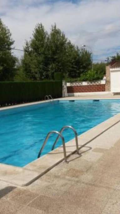 Empuriabrava, T2 Avec Piscine, Terrasse, Barbecue Daire Dış mekan fotoğraf